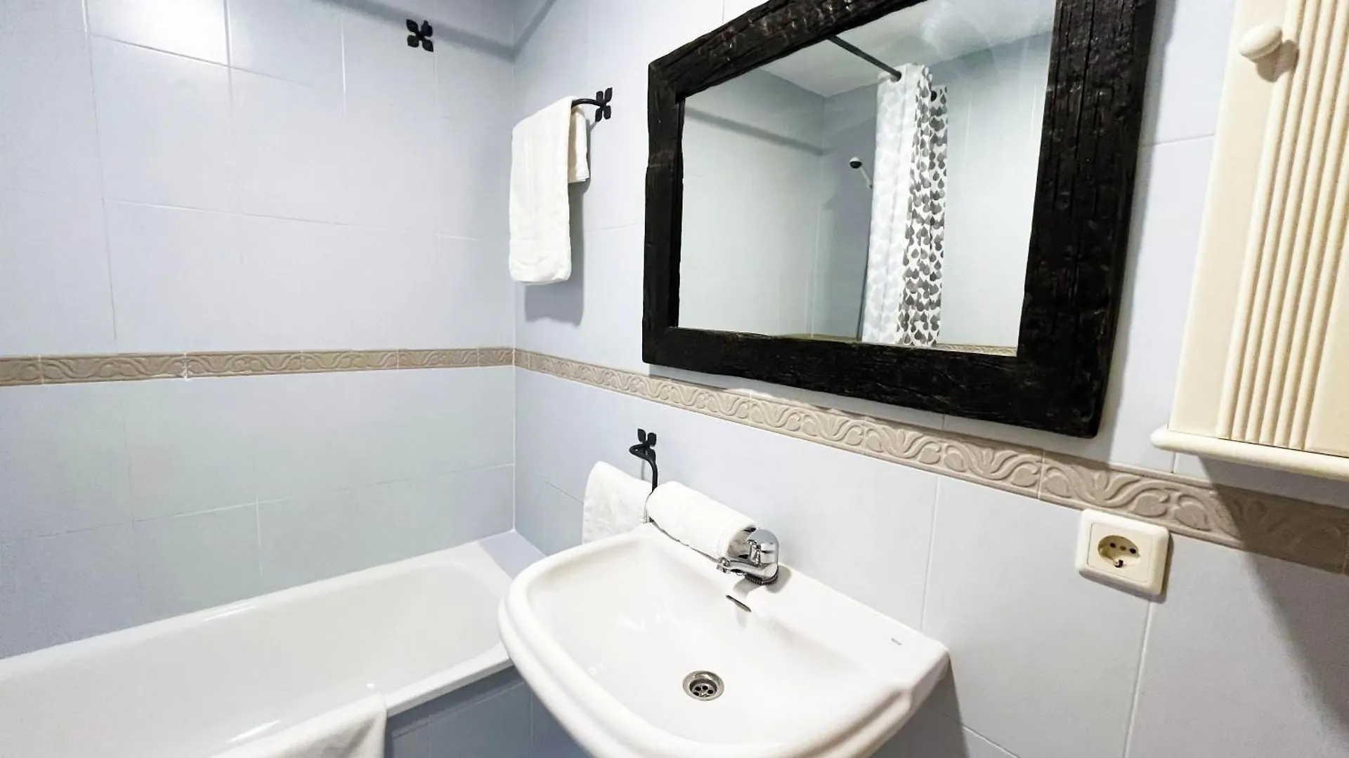 Mshome Casa Maria Málaga 0*,  Spagna
